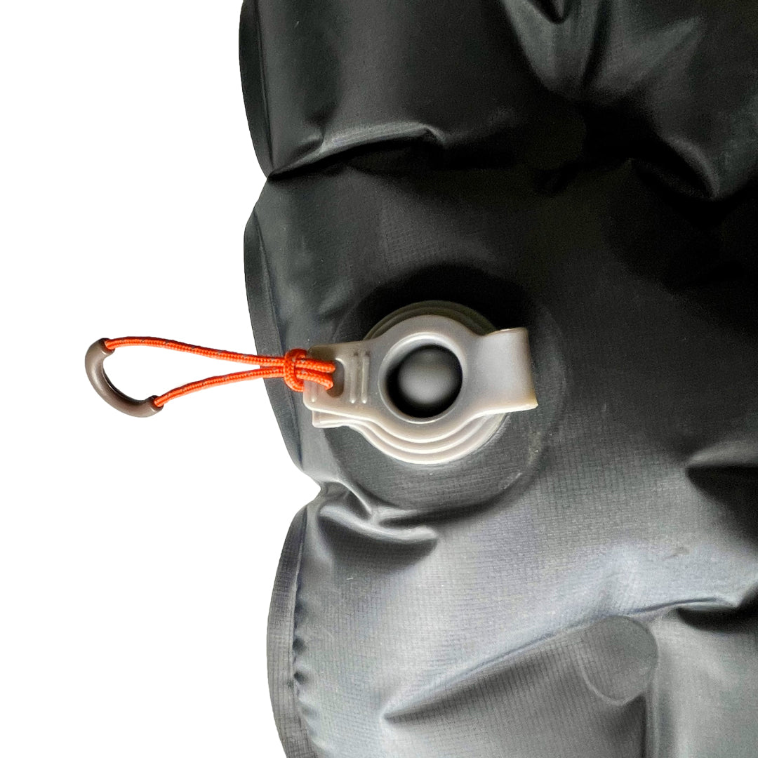Close up of closed valve on Domex  Ultra XT Air Mat - Black