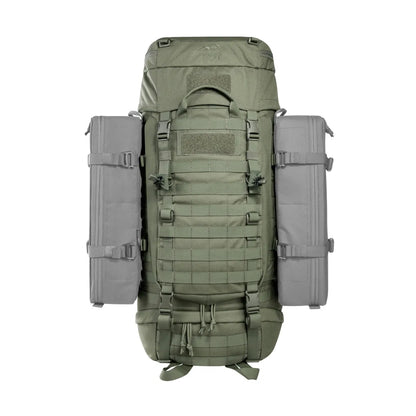 Front view of the Tasmanian Tiger Base Pack 60 FO in olive with side pouches fitted | TT8846.331